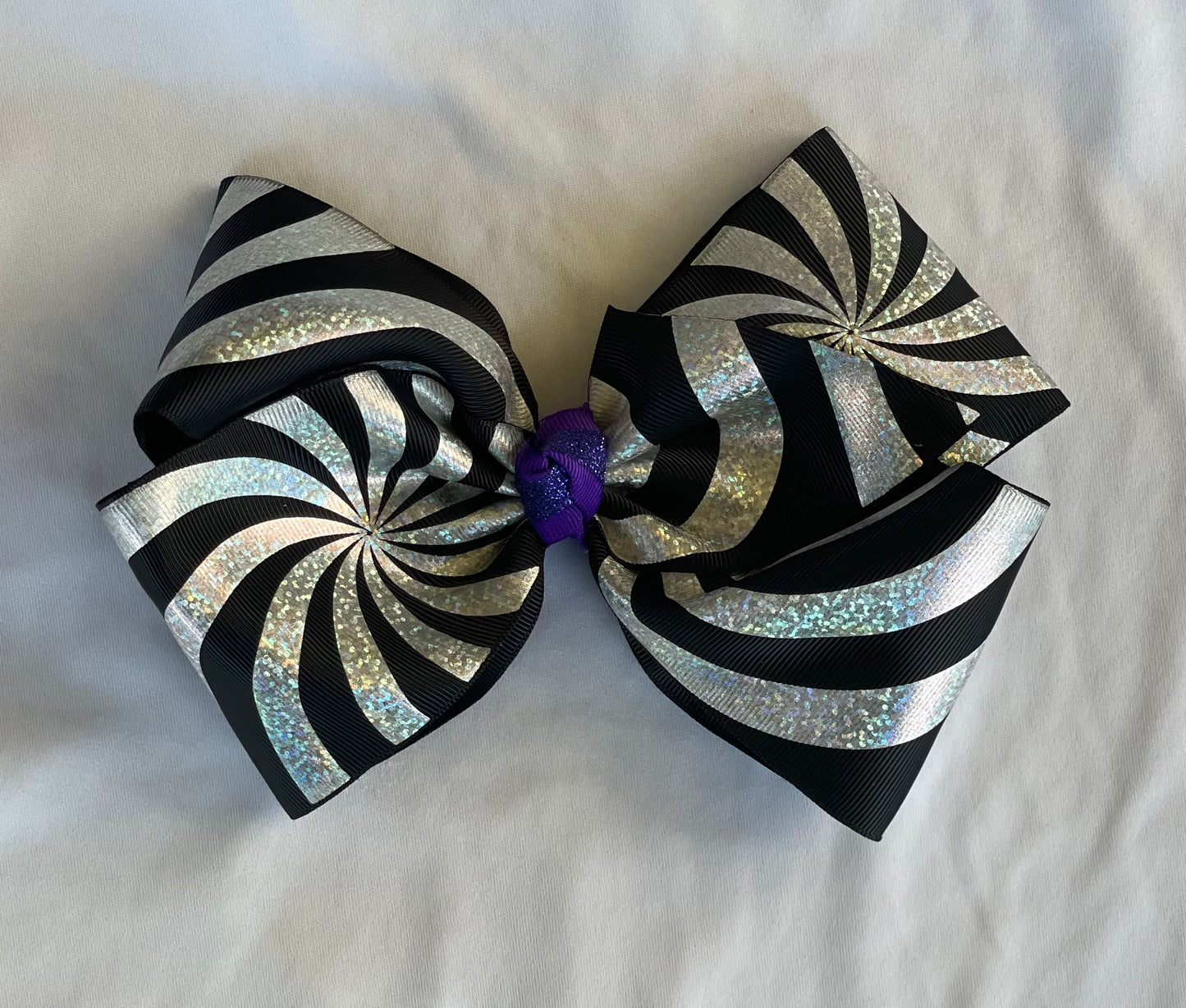 Large Alligator Clip Bow